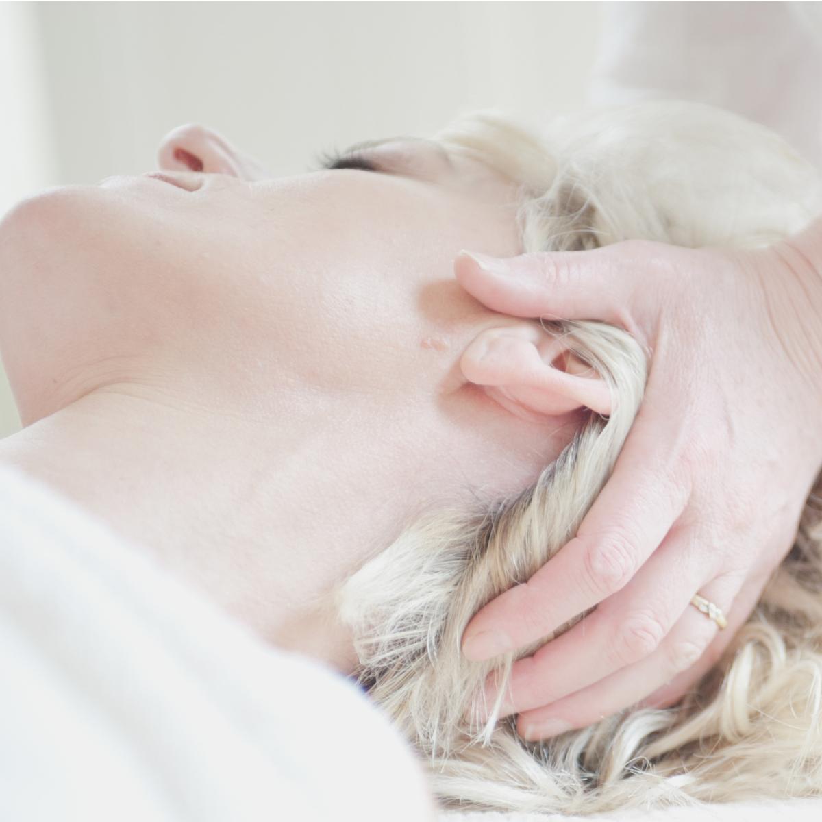 Physiotherapy manual therapy treatment